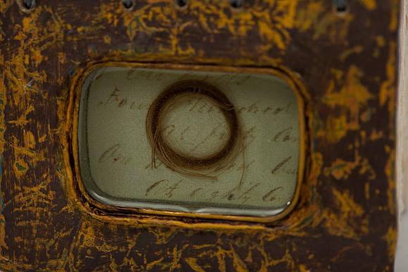 "Glenda's Curl", detail